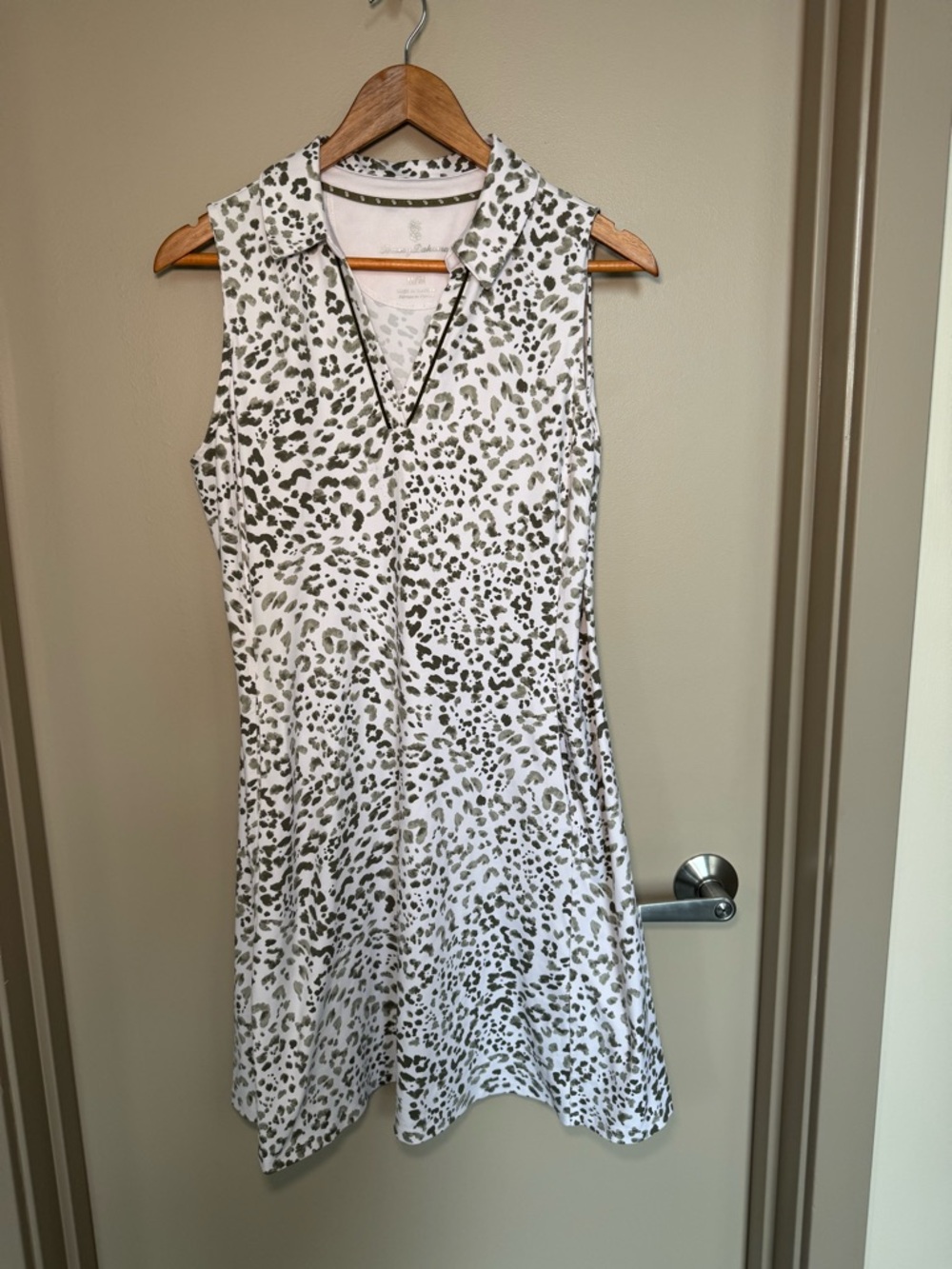 Tommy Bahama Aubrey Leopard Leisure IslandZone® Dress